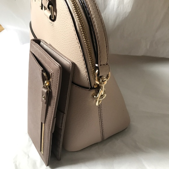 💦🏝Kate spade satchel set🏝crossbody & wallet - Picture 2 of 8